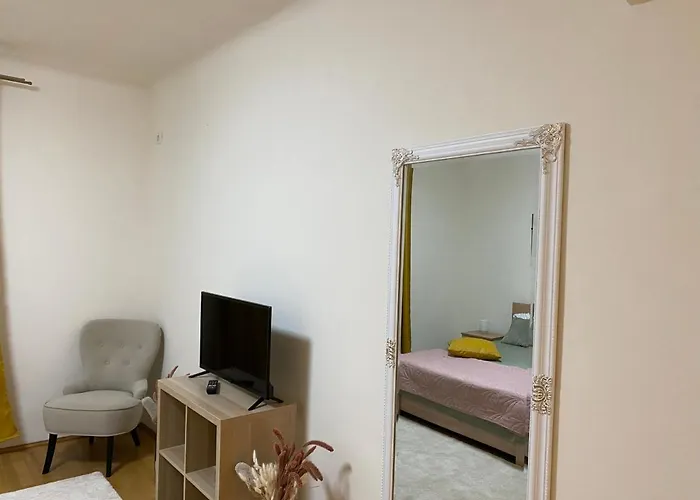 Apartament Free Parking Downtown Boutique Garden Unirii