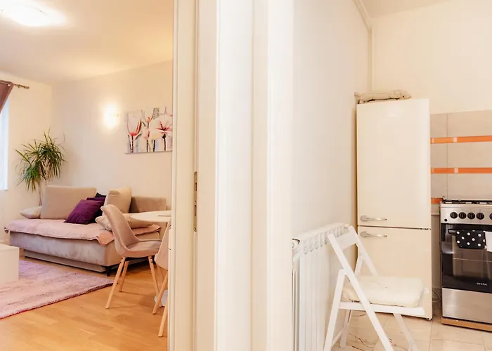 Apartament Free Parking Downtown Boutique Garden Unirii