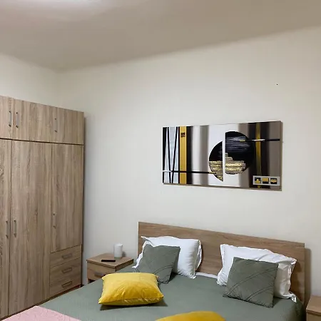 Free Parking Downtown Boutique Garden Unirii Бухарест